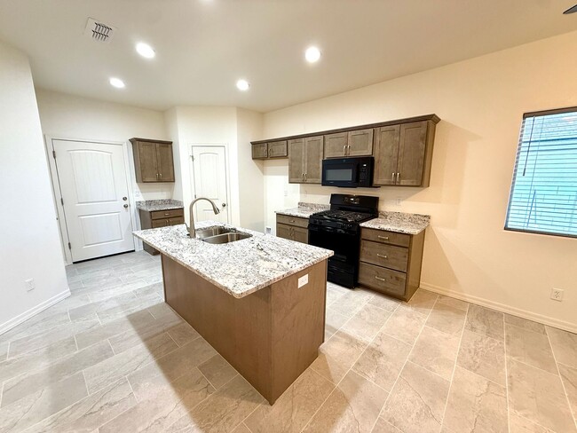 Building Photo - Brand-New 2025-Built 4 Bedroom Home for Re...