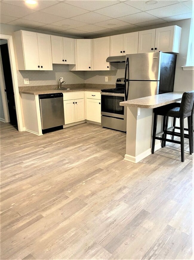 Building Photo - 3401 Berkley Ave