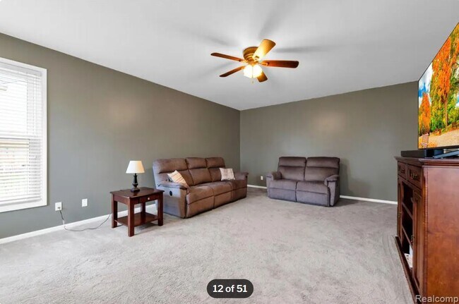 Building Photo - 47643 Ashford Dr S