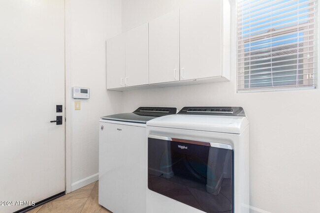 Building Photo - 2668 S Stuart Ave