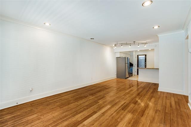 Building Photo - 7730 Meadow Park Dr