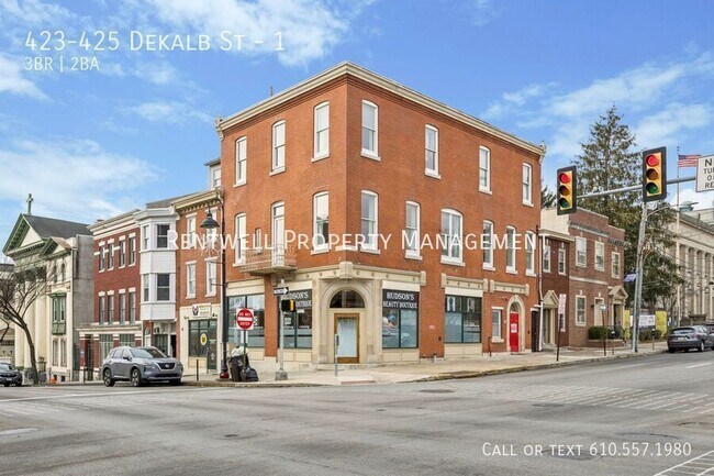 Building Photo - 423-425 Dekalb St-1