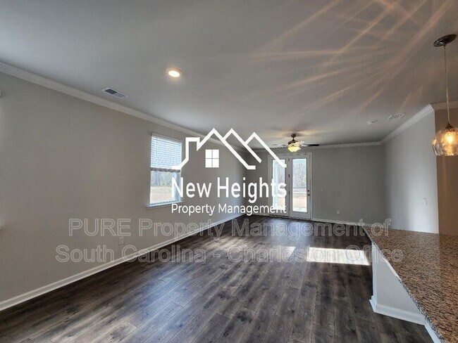 Building Photo - 179 Cherry Grv Dr