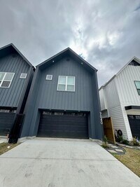 Building Photo - 7040 Avenue N