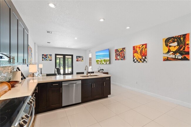 Building Photo - 21375 SW 177th Ave