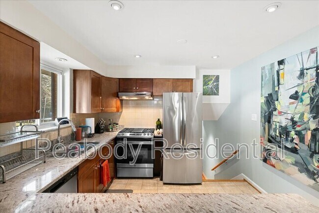 Building Photo - 8016 Gosport Ln