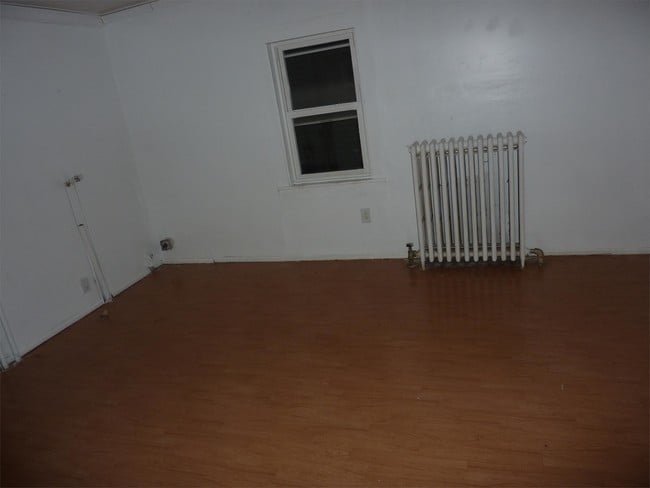 Building Photo - 241 W Jackson St