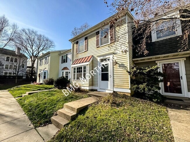 Building Photo - 9963 Capperton Dr