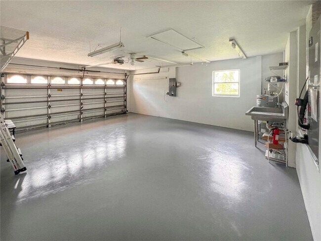 Building Photo - 5028 Sturbridge Ct