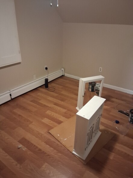 Building Photo - 775 Knotty Oak Rd