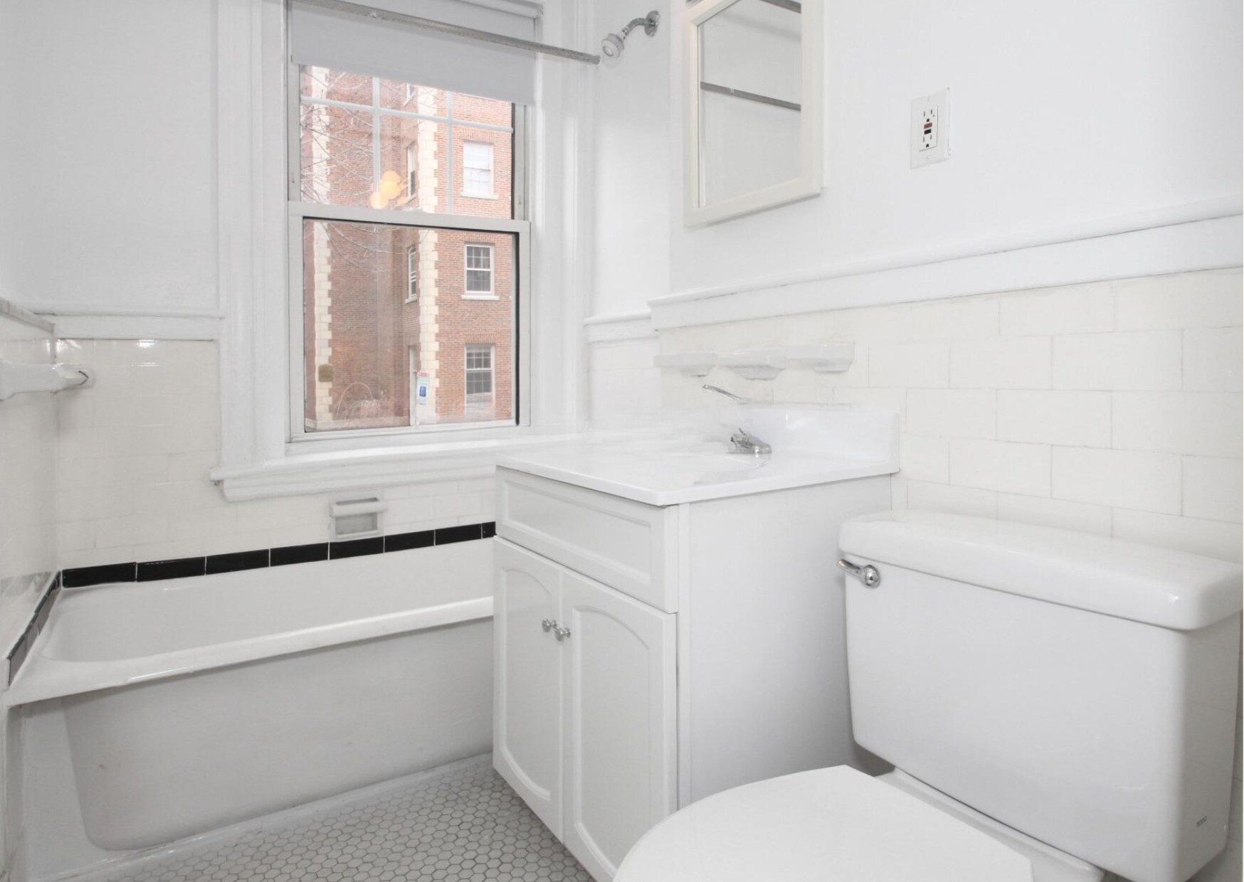 Building Photo - 27 Chauncy St