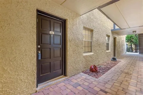 Building Photo - 105 S Obrien St