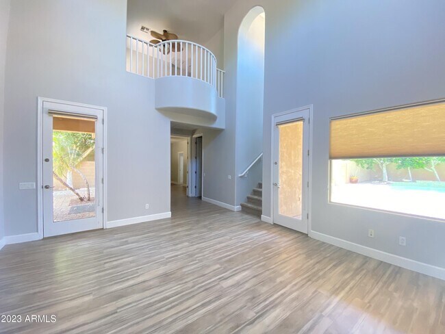 Building Photo - 20959 W Edith Way