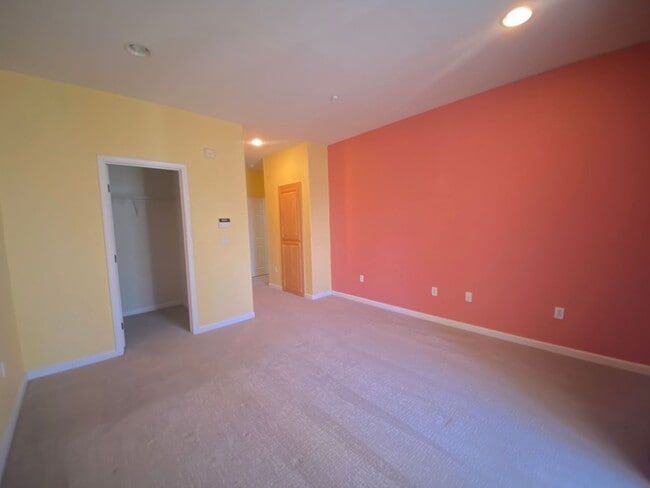 Building Photo - Dublin Ranch Village 2 bd / 2.5 bath