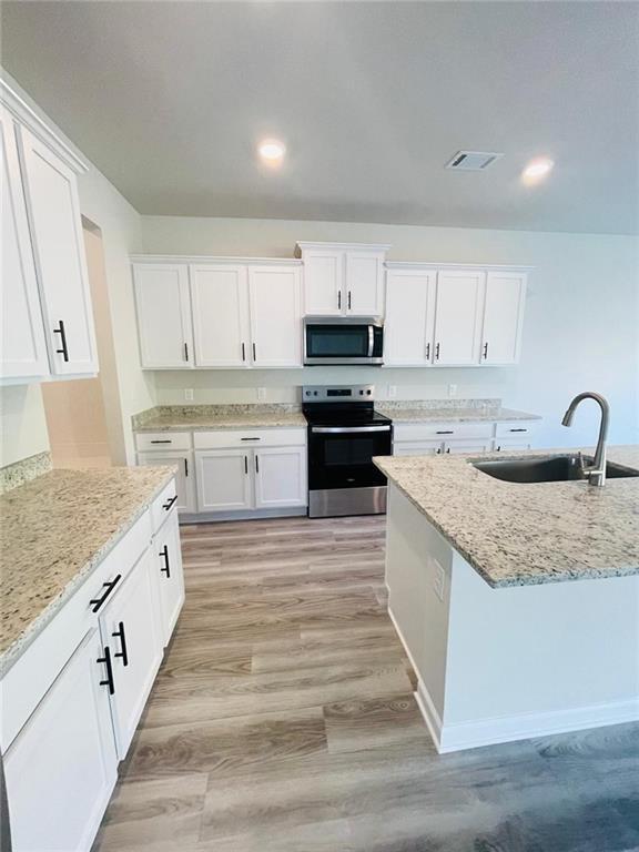 Building Photo - 4218 Oakwood Ter Ct