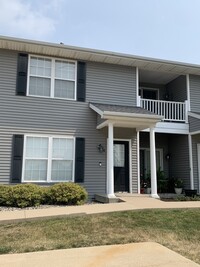Building Photo - 102 Essex Ln