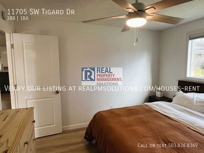 Building Photo - 11705 SW Tigard St