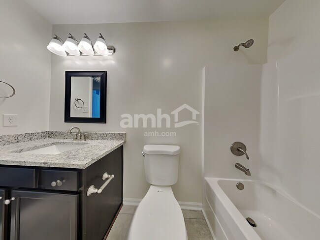 Building Photo - 6956 Holliday Park Ln