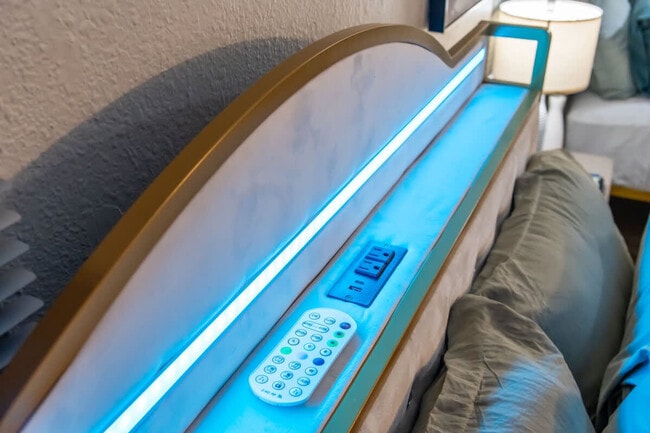 Building Photo - 13737 Via Tres Vistas