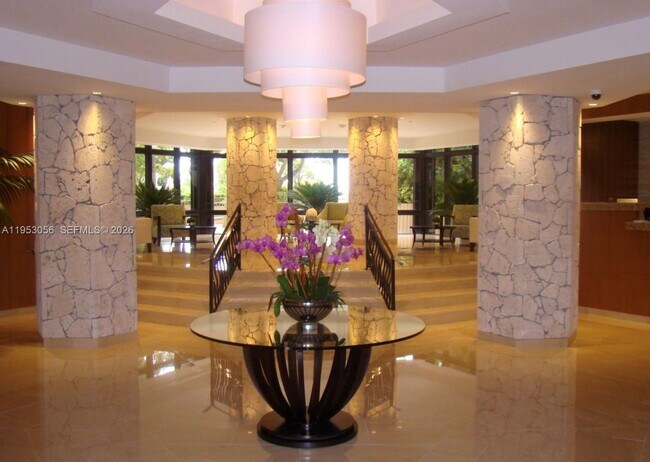 Building Photo - 1111 Crandon Blvd