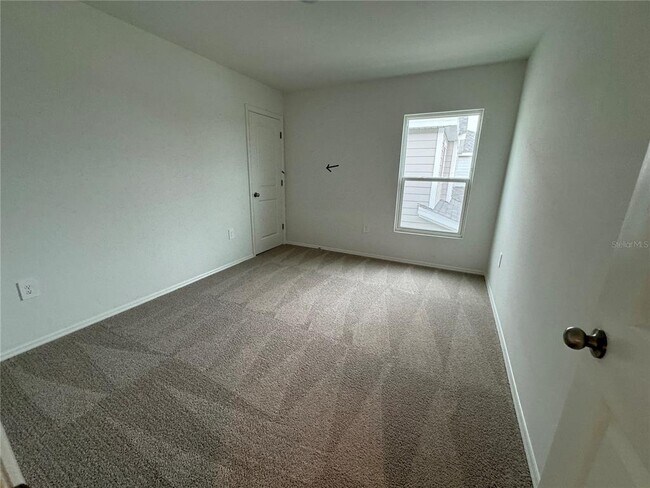 Building Photo - 13133 Oak Hill Way