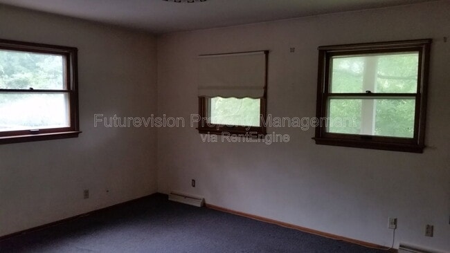 Building Photo - 3710 Kovarik Ln