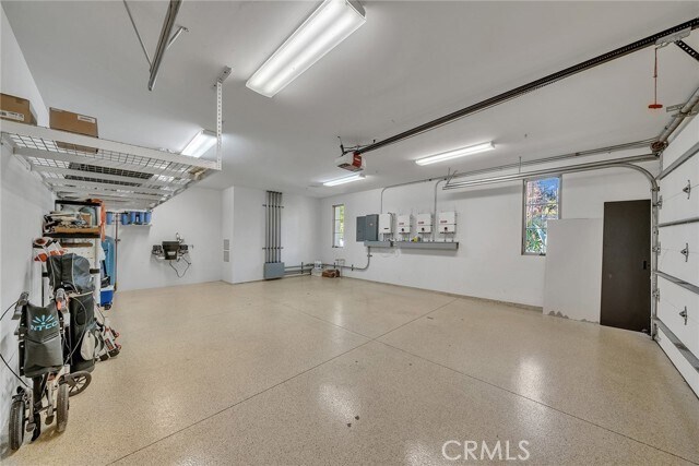 Building Photo - 64 Canyon Creek