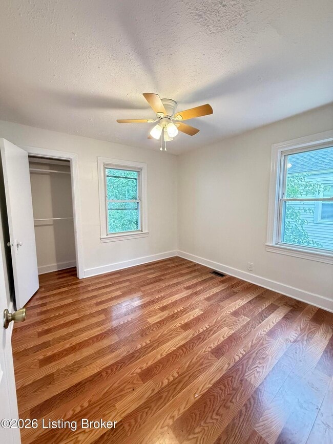 Building Photo - 1105 Beecher St