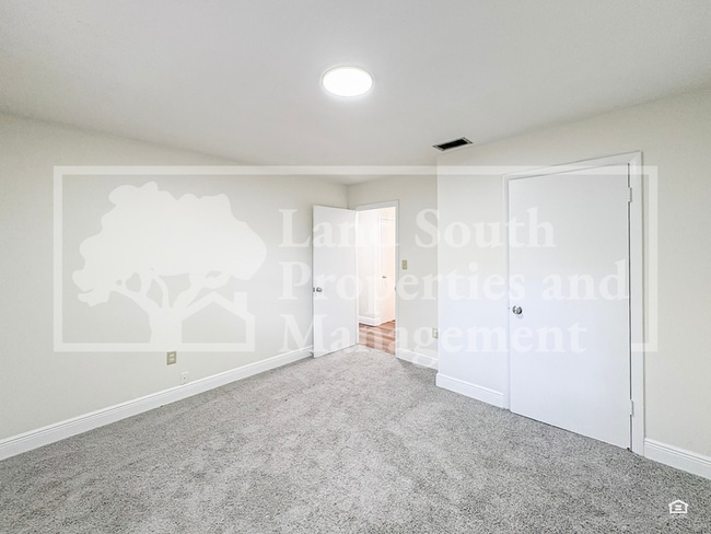 Building Photo - 1631 Monterey Ln