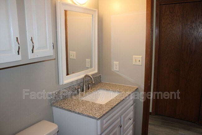 Building Photo - 101 Heather Ln