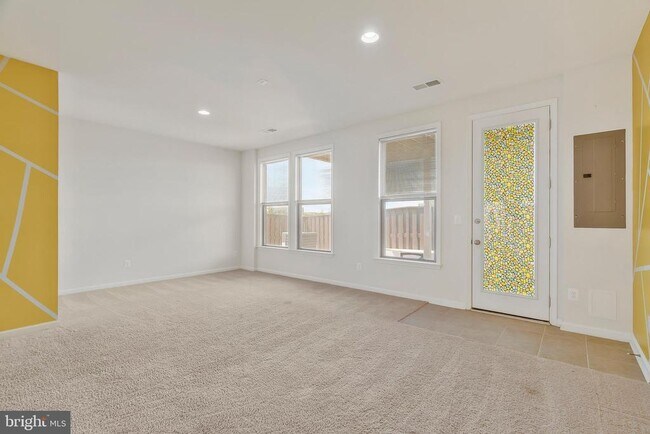 Building Photo - 42502 Dogwood Glen Square