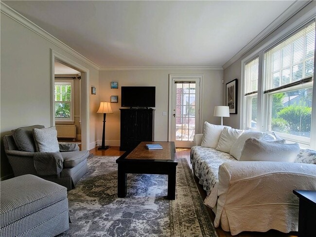 Building Photo - 60 Prairie Ave