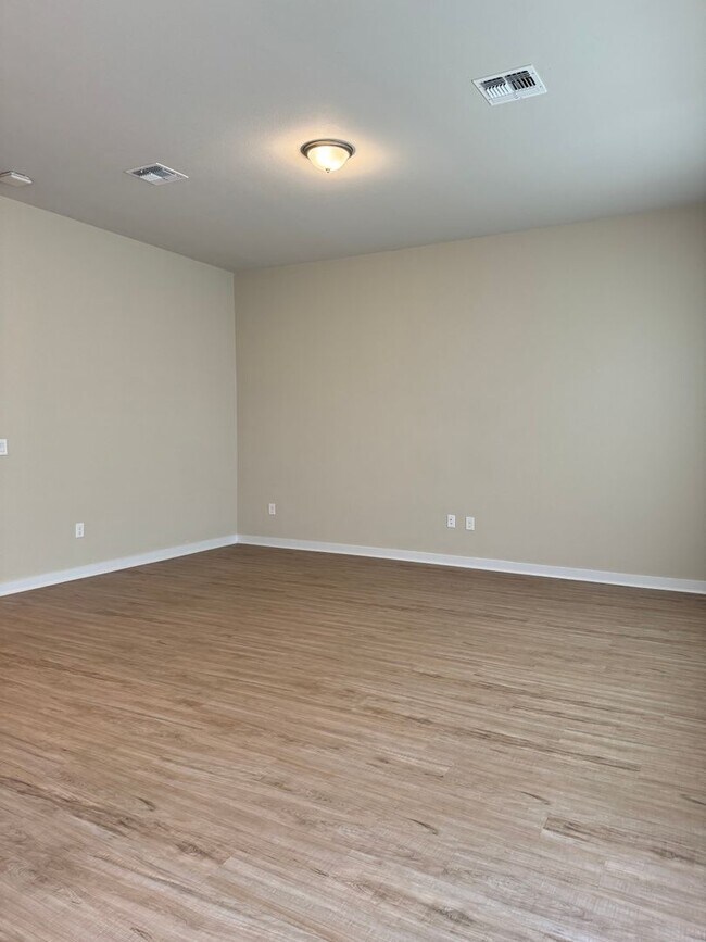 Building Photo - 3 BR/2.5BA | Single Family Home | 1-Car Garage Parking | In Pflugerville,!