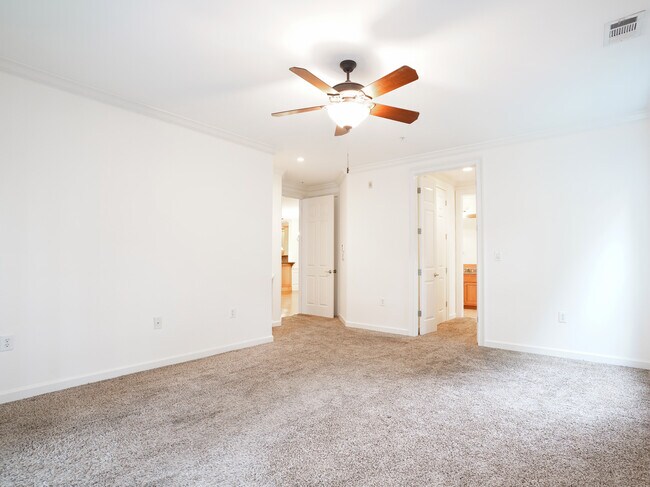 Building Photo - 4955 Ivy Ridge Dr SE