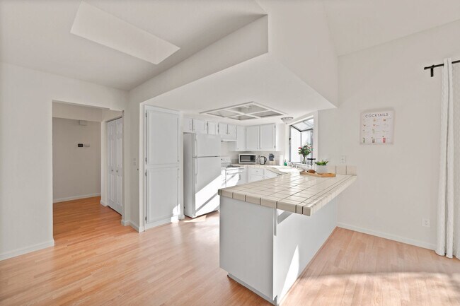 Building Photo - 5242 Sierra Highlands Ct