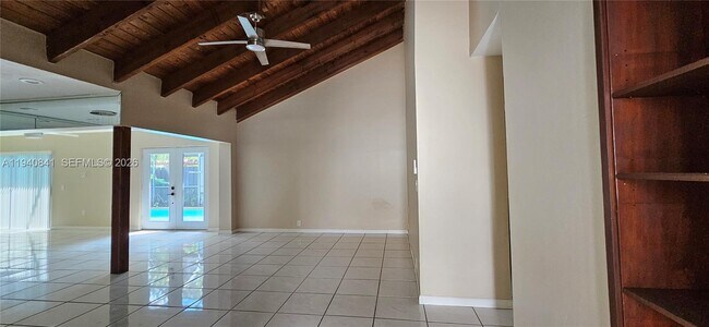 Building Photo - 1451 W Sandpiper Cir