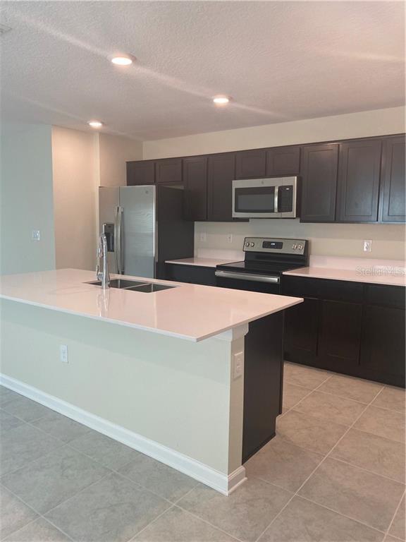 Building Photo - 1960 Traverse Wy