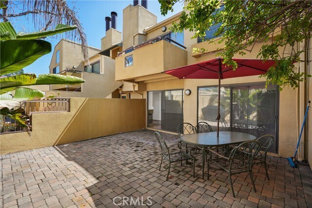 Building Photo - 25712 Le Parc