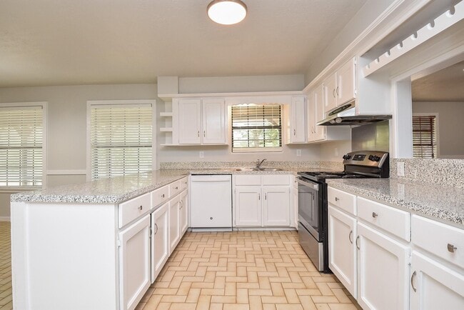 Building Photo - 12713 Roy Harris Loop