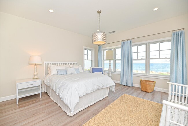 Building Photo - 1647 Ocean Blvd