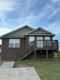 Building Photo - Location!!!!
