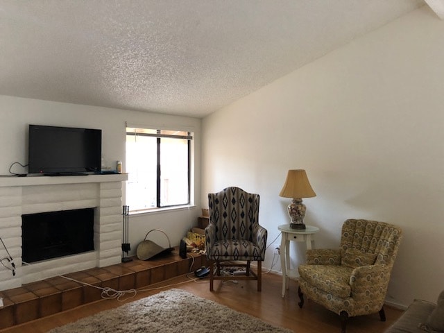 Living room - 528 Hathway Ave