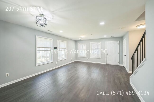 Building Photo - 207 54th St NE
