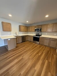 Building Photo - 1096 Pebblecreek Dr