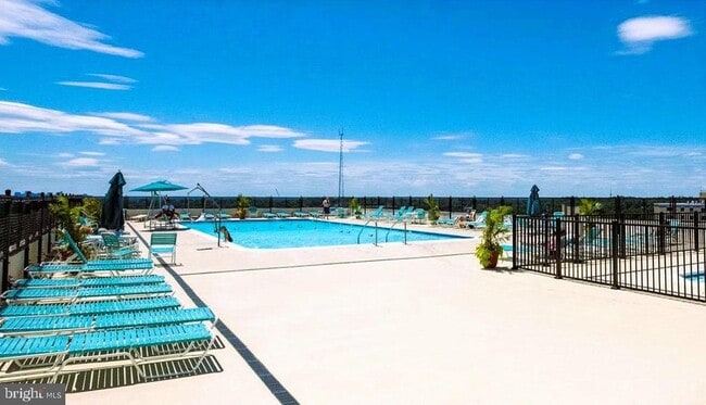 Building Photo - 4515 Willard Ave