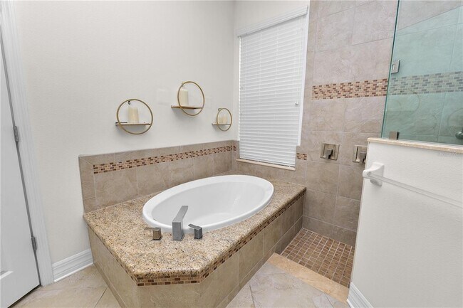 Building Photo - 4446 Wildstar Cir