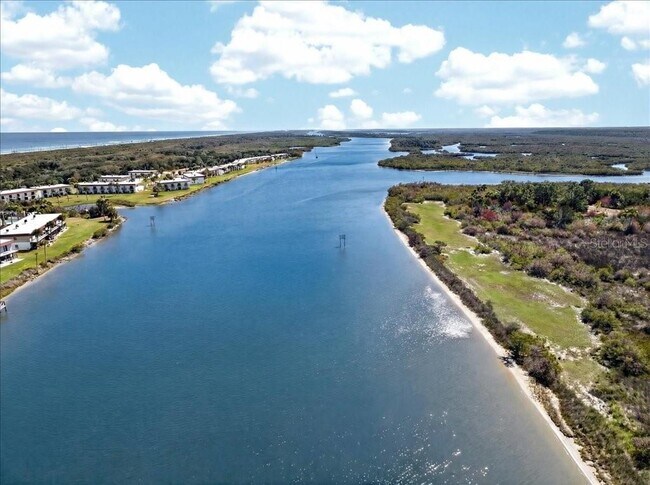 Building Photo - 1 N Ocean Palm Villas