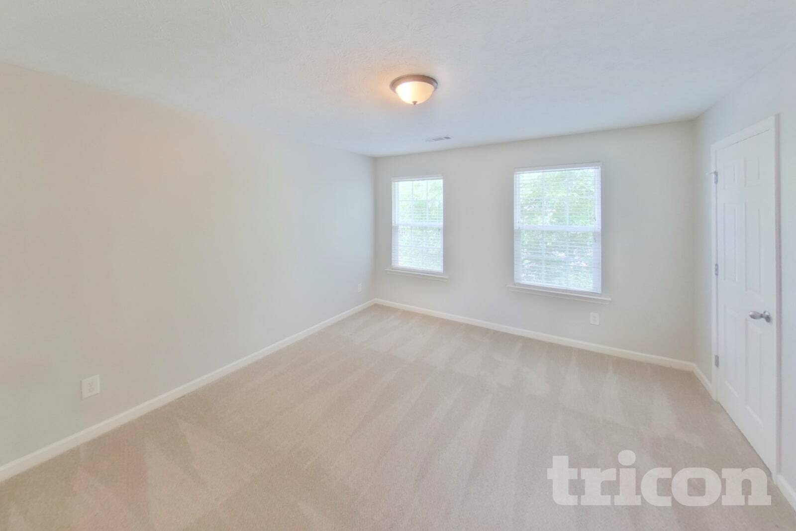 Building Photo - 6429 Sunnywood Dr