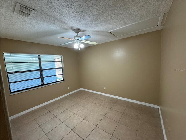 Building Photo - 10427 Flowers Ave