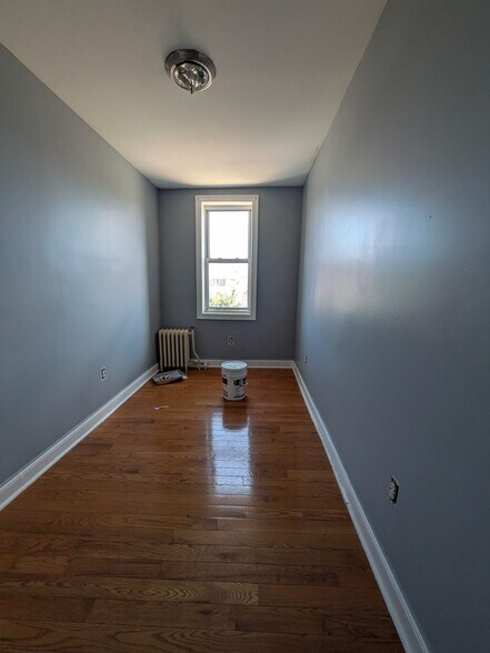 Building Photo - 399 Avenue C